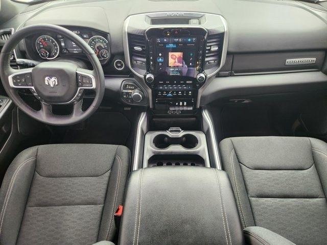 RAM 1500 Big Horn Crew Cab SWB 4WD 2025