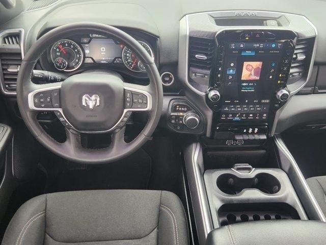 RAM 1500 Big Horn Crew Cab SWB 4WD 2025