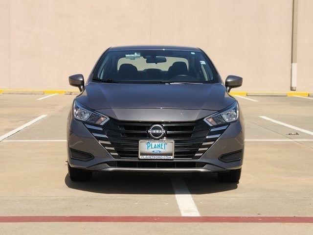 Nissan Versa SV 2024