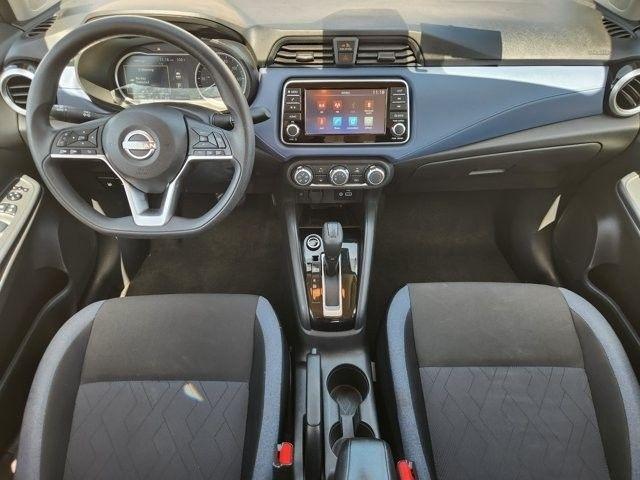 Nissan Versa SV 2024