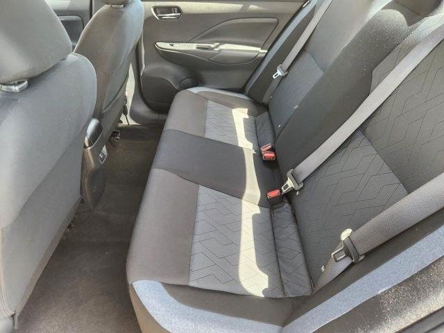 Nissan Versa SV 2024