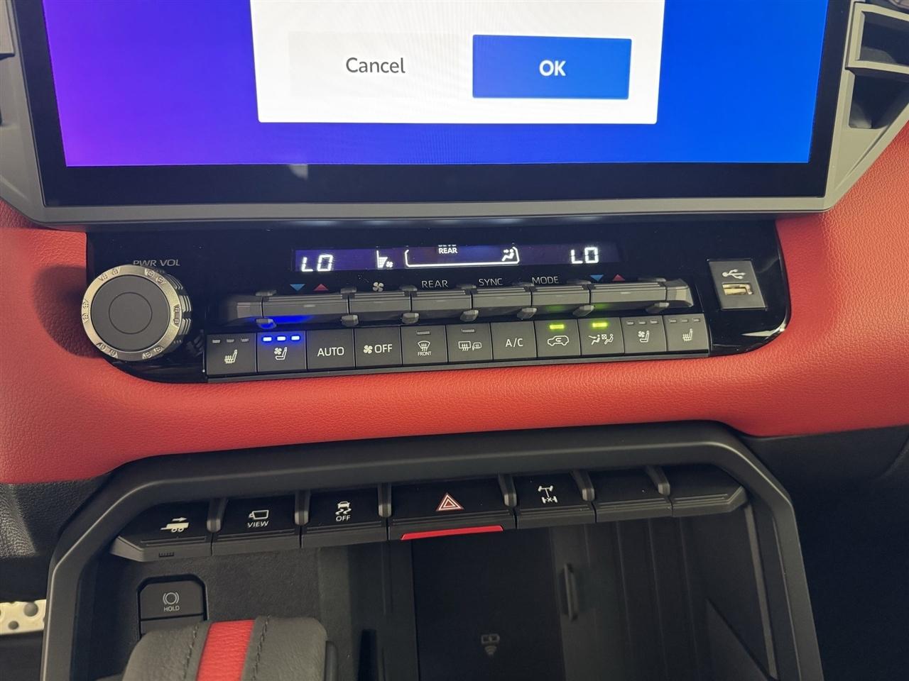 Toyota Sequoia TRD Pro 4WD 2026