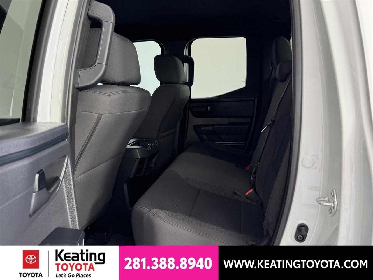 Toyota Tundra SR Double Cab 4WD 2026