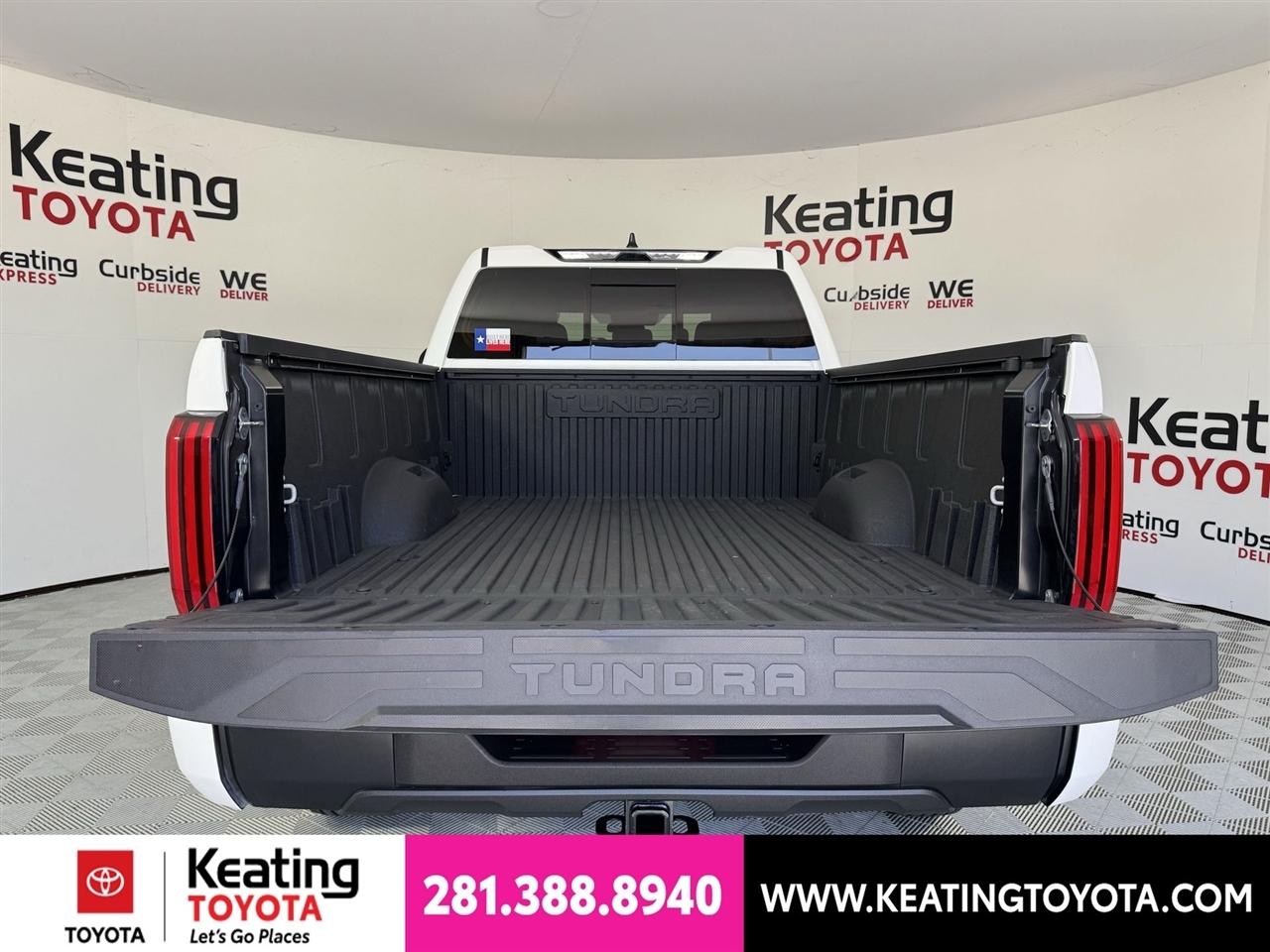 Toyota Tundra SR Double Cab 4WD 2026