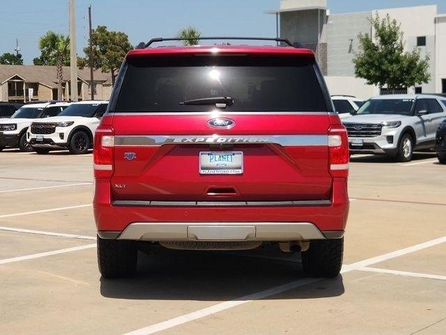 Ford Expedition XLT 2021