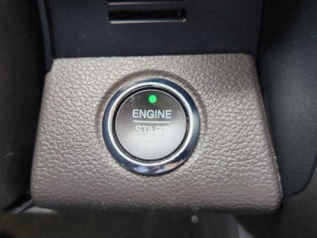 Ford Expedition XLT 2021