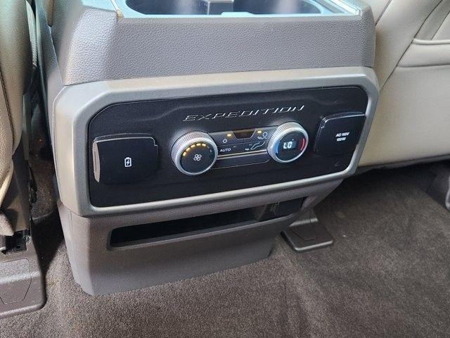 Ford Expedition XLT 2021