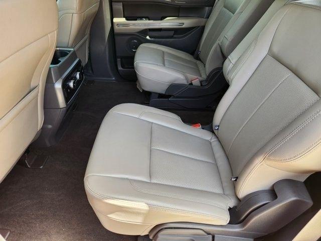 Ford Expedition XLT 2021