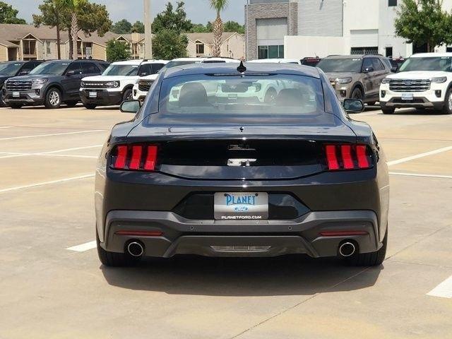 Ford Mustang GT Coupe 2026
