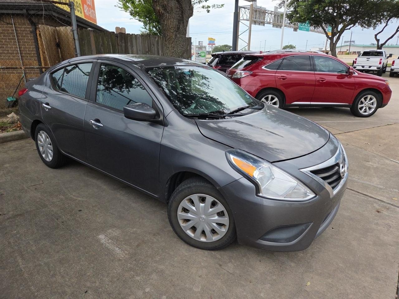 Nissan Versa 1.6 S 5M 2016