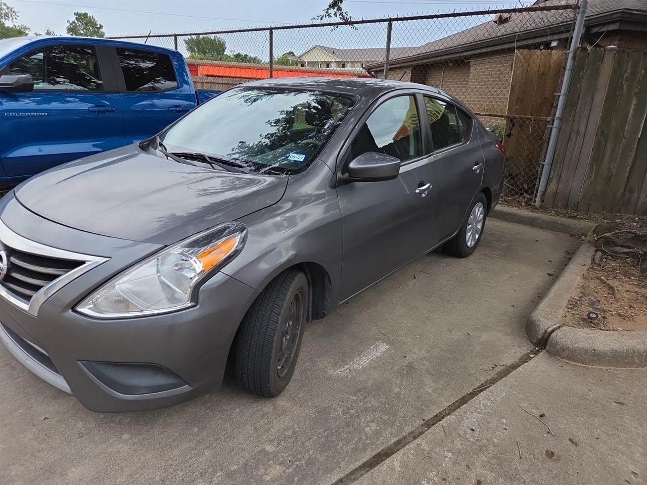Nissan Versa 1.6 S 5M 2016