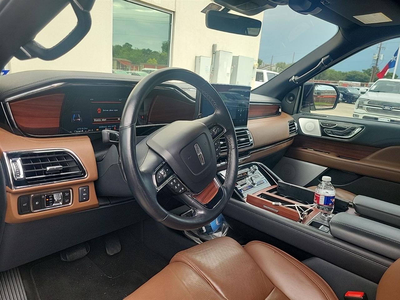 Lincoln Navigator L Reserve 4WD 2023