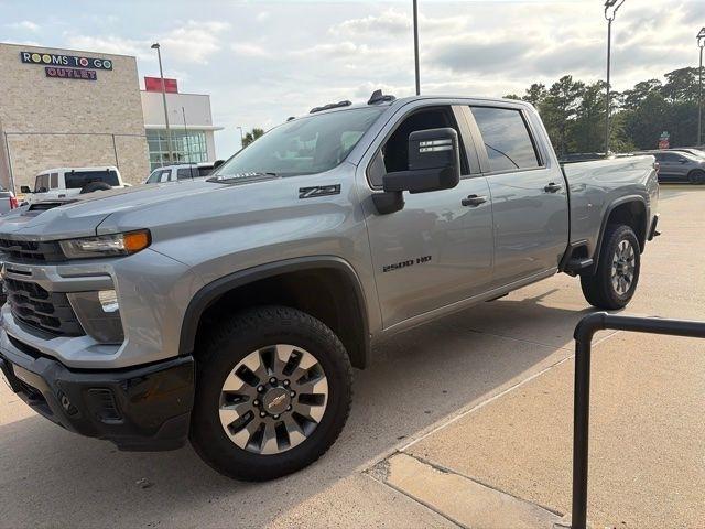Chevrolet Silverado 2500HD Custom Crew Cab Long Box 4WD 2024