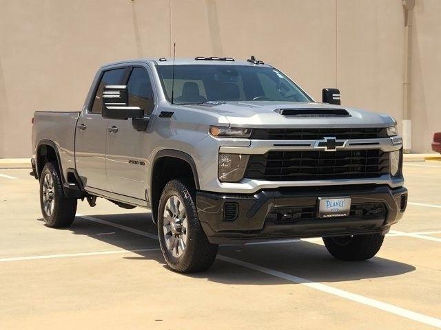 Chevrolet Silverado 2500HD Custom Crew Cab Long Box 4WD 2024