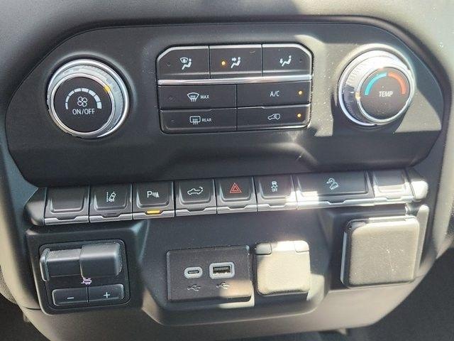 Chevrolet Silverado 2500HD Custom Crew Cab Long Box 4WD 2024