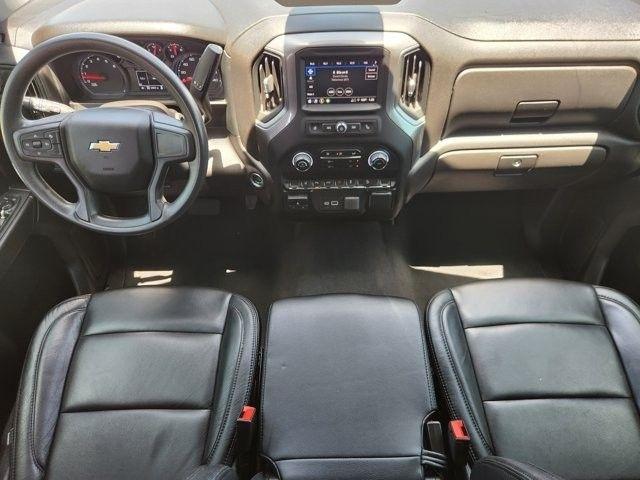 Chevrolet Silverado 2500HD Custom Crew Cab Long Box 4WD 2024