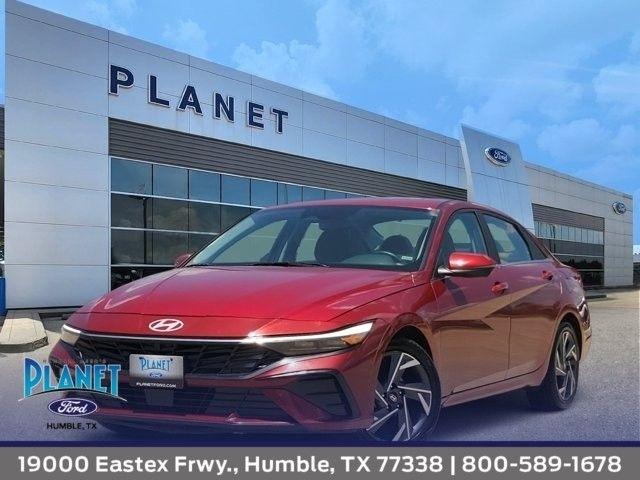 2024 Hyundai Elantra 