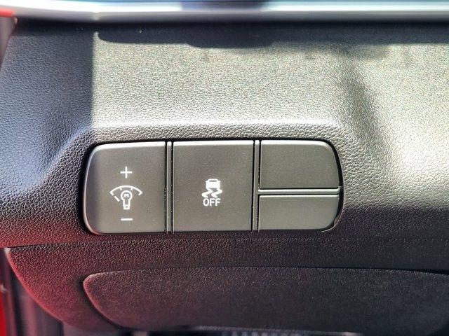 Hyundai Elantra  2024