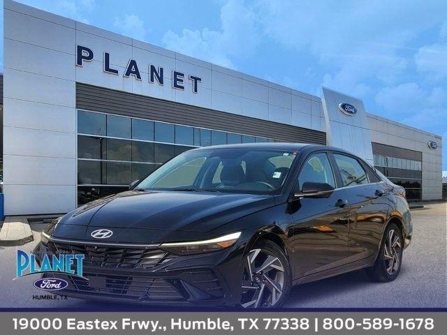 2024 Hyundai Elantra 