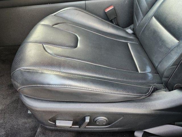 Hyundai Elantra  2024
