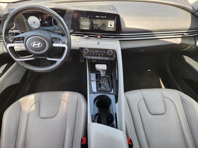 Hyundai Elantra Limited 2025