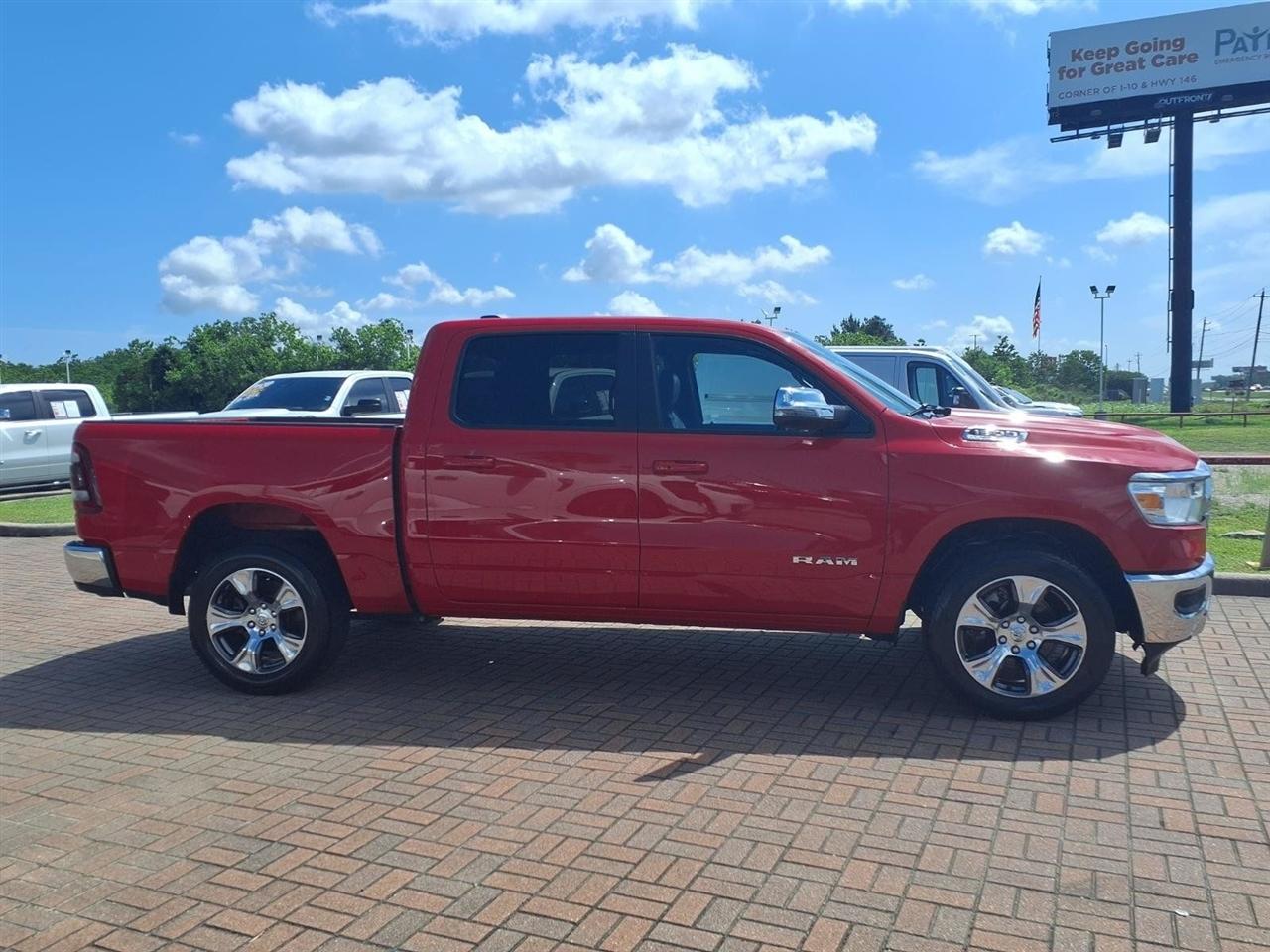 RAM 1500 Laramie Crew Cab SWB 2WD 2024
