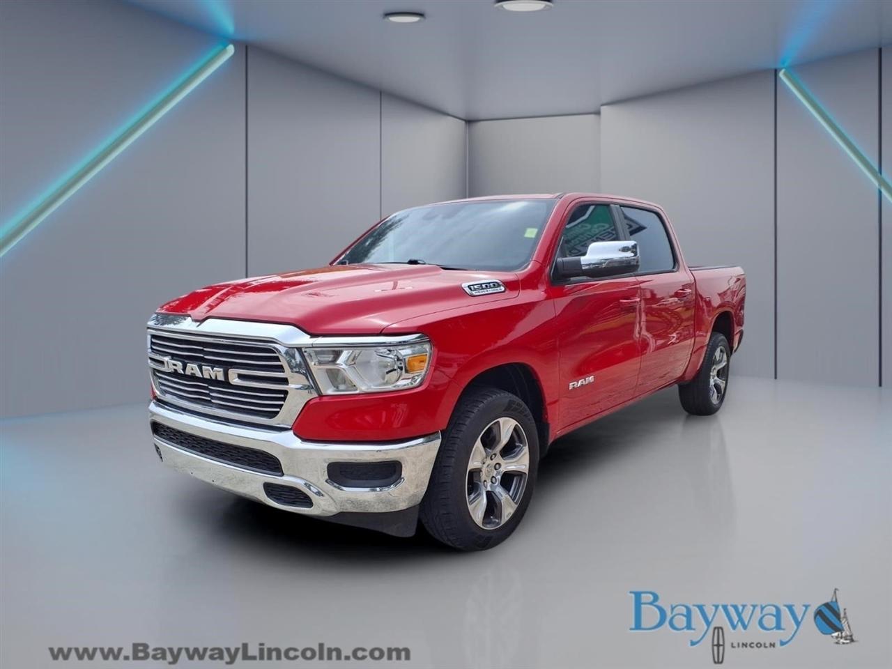 RAM 1500 Laramie Crew Cab SWB 2WD 2024
