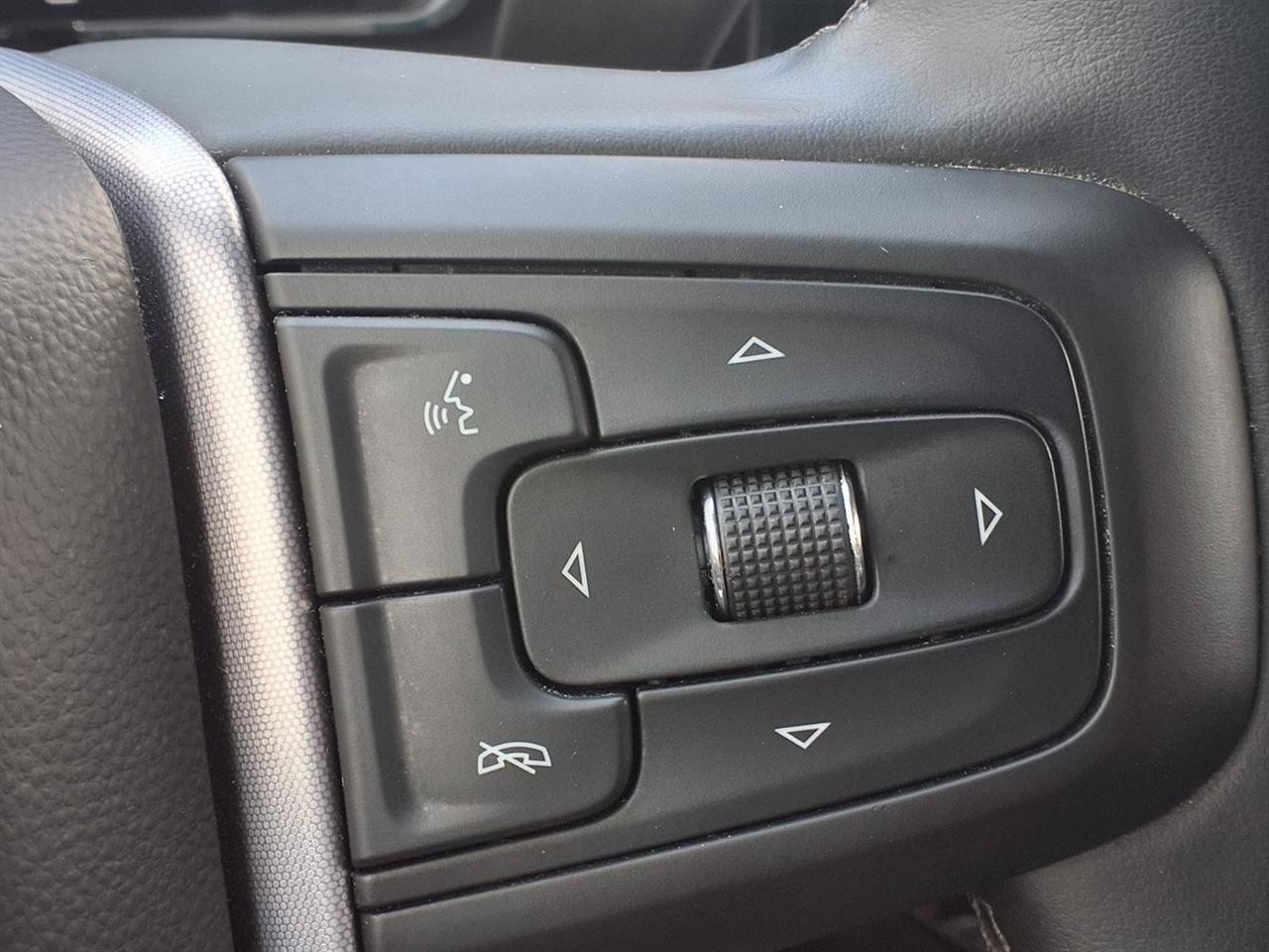 GMC Sierra 1500 SLT Crew Cab 4WD 2025