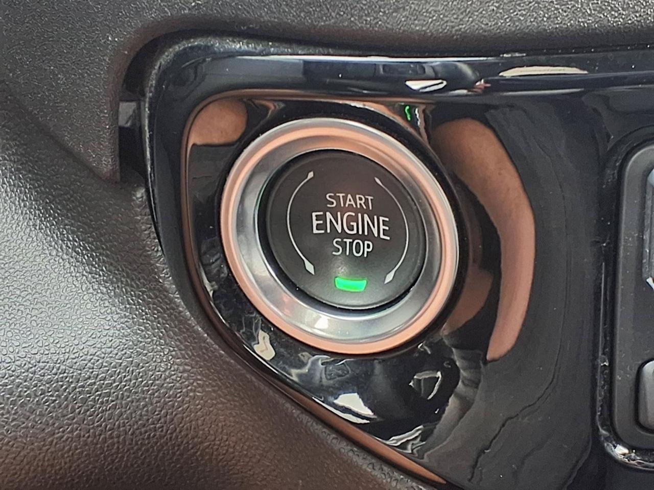 GMC Sierra 1500 SLT Crew Cab 4WD 2025