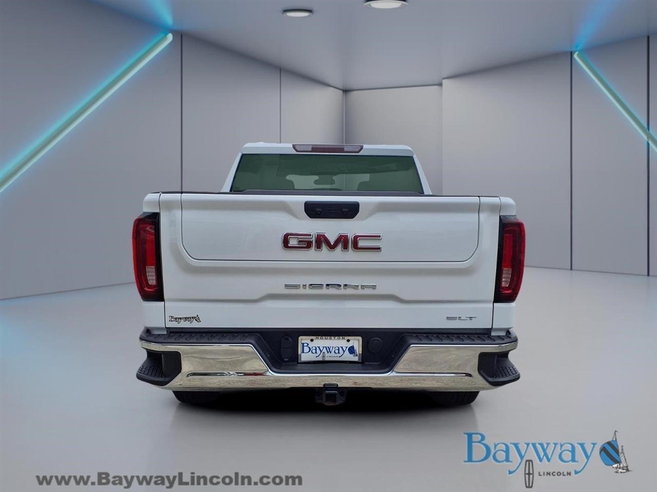 GMC Sierra 1500 SLT Crew Cab 4WD 2025