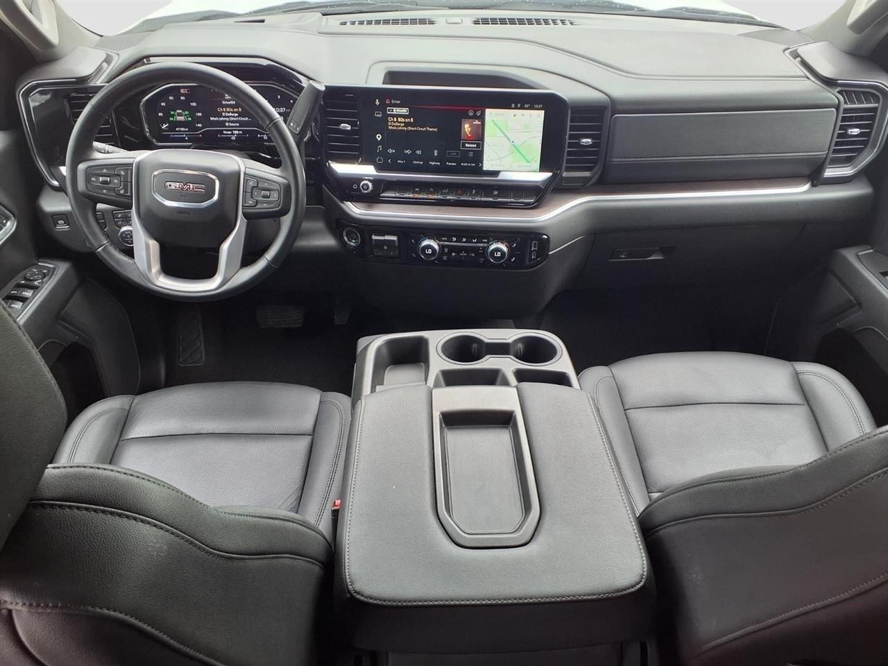 GMC Sierra 1500 SLT Crew Cab 4WD 2025