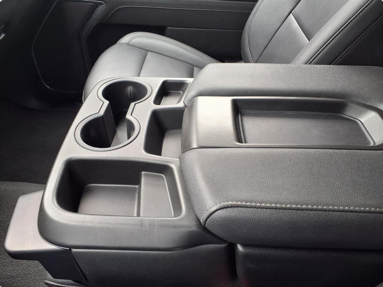 GMC Sierra 1500 SLT Crew Cab 4WD 2025