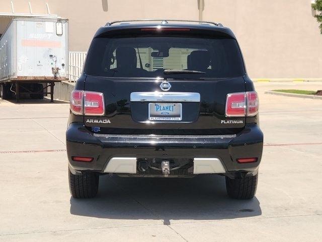 Nissan Armada Platinum AWD 2017
