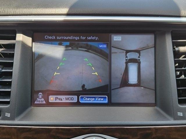 Nissan Armada Platinum AWD 2017