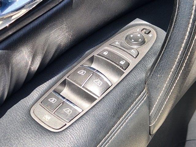 Nissan Armada Platinum AWD 2017