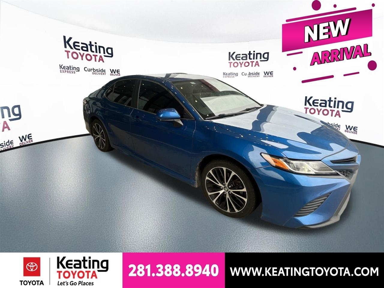 Toyota Camry SE 2020