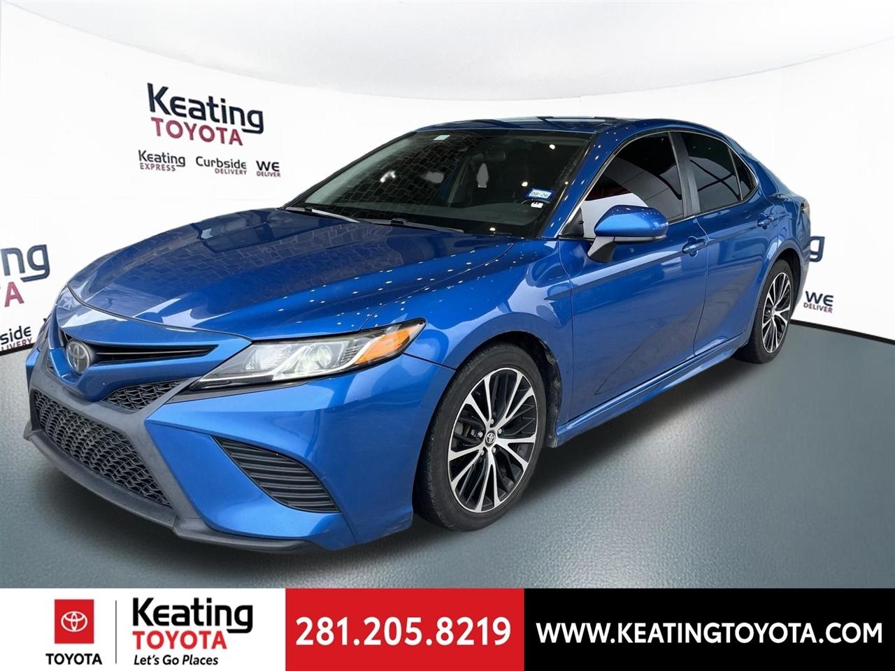 Toyota Camry SE 2020