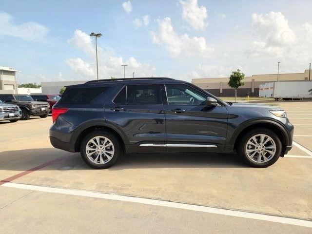 Ford Explorer XLT 2024