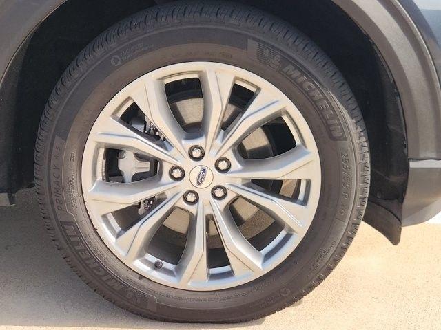 Ford Explorer XLT 2024