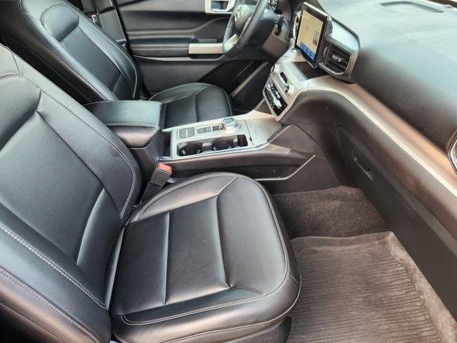 Ford Explorer XLT 2024