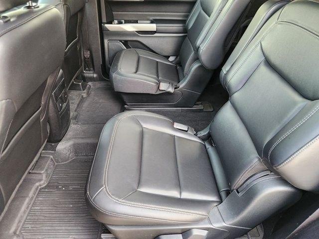 Ford Explorer XLT 2024