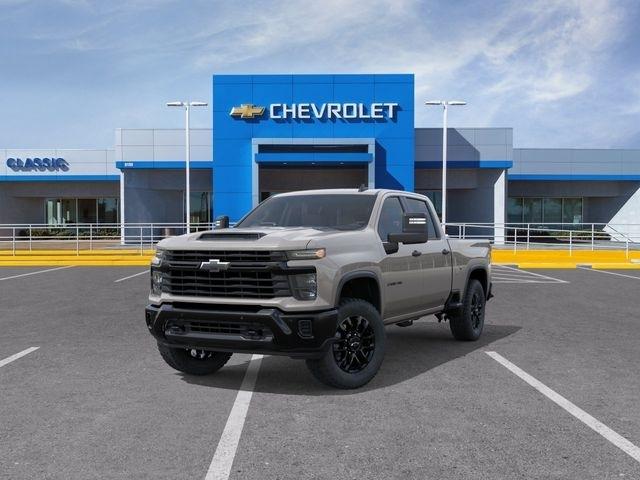 Chevrolet Silverado 2500HD Custom Crew Cab Long Box 4WD 2026