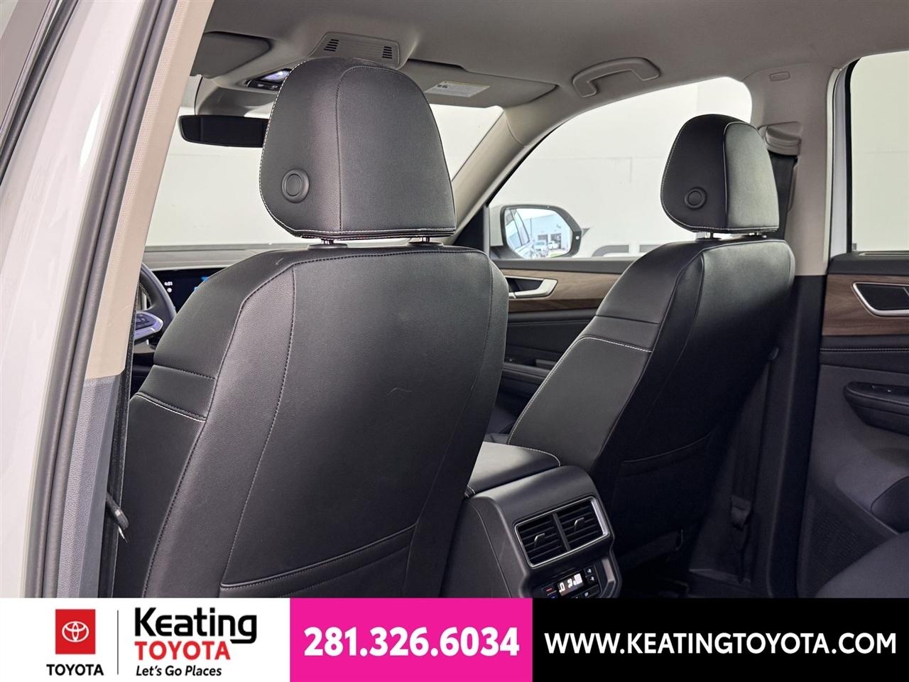 Volkswagen Atlas SE w/Technology 2025