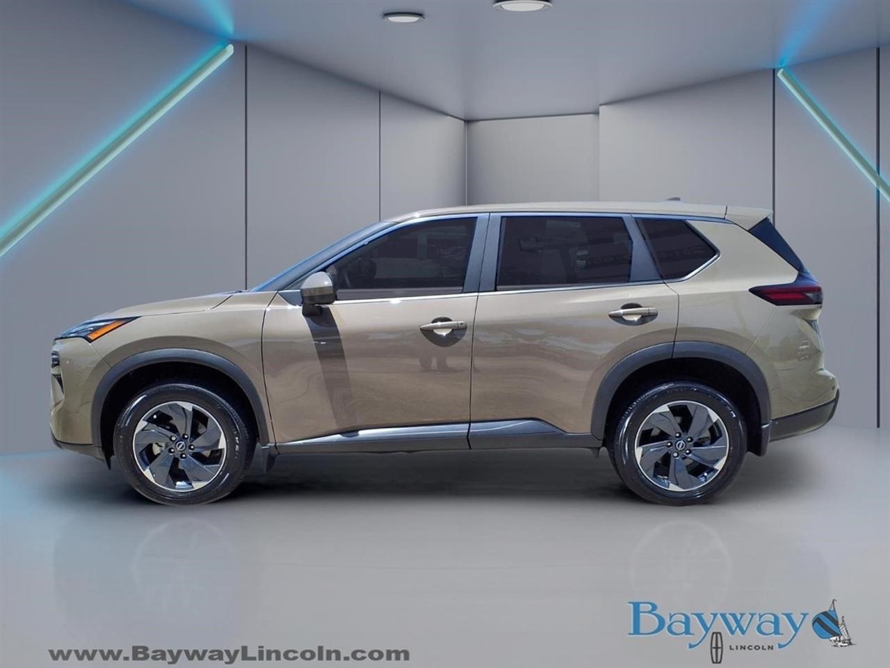 Nissan Rogue SV 2024