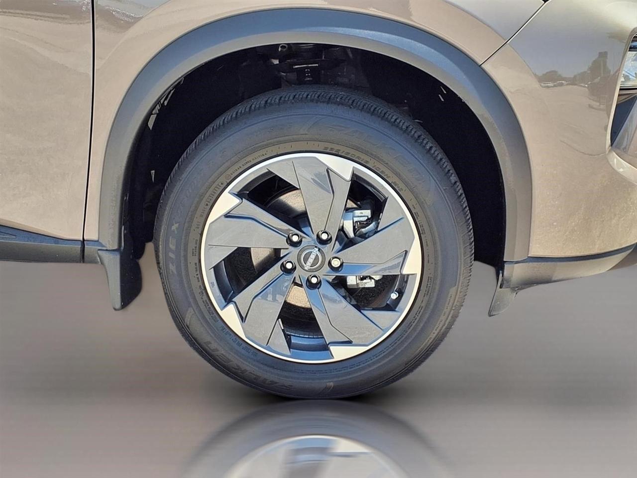 Nissan Rogue SV 2024