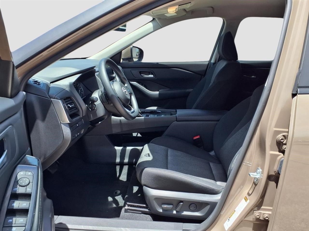 Nissan Rogue SV 2024