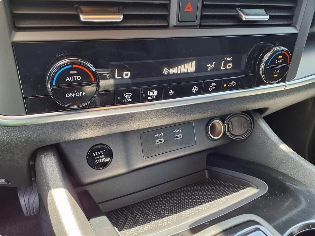 Nissan Rogue SV 2024