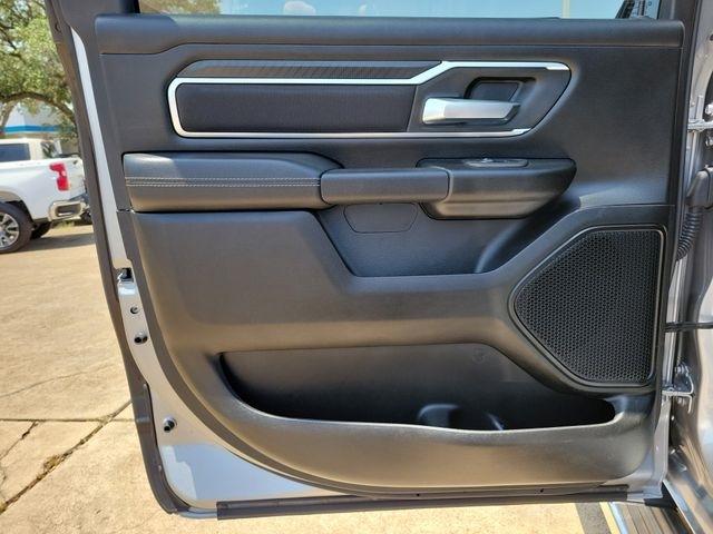 RAM 1500 Big Horn Crew Cab SWB 4WD 2025