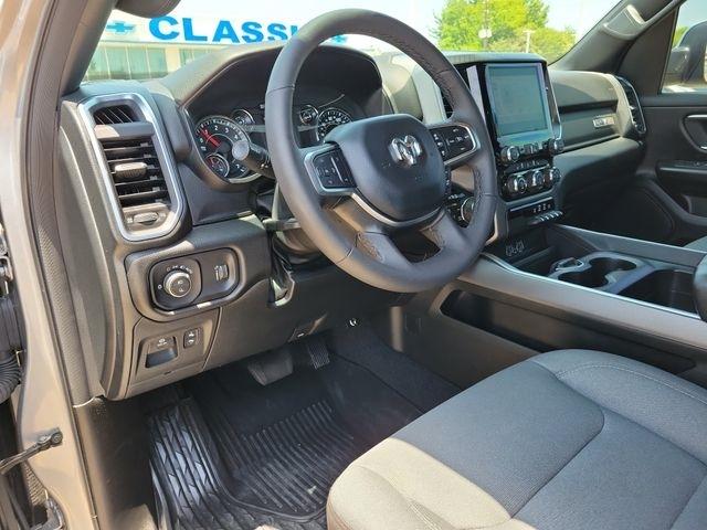 RAM 1500 Big Horn Crew Cab SWB 4WD 2025