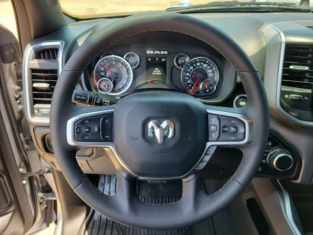 RAM 1500 Big Horn Crew Cab SWB 4WD 2025